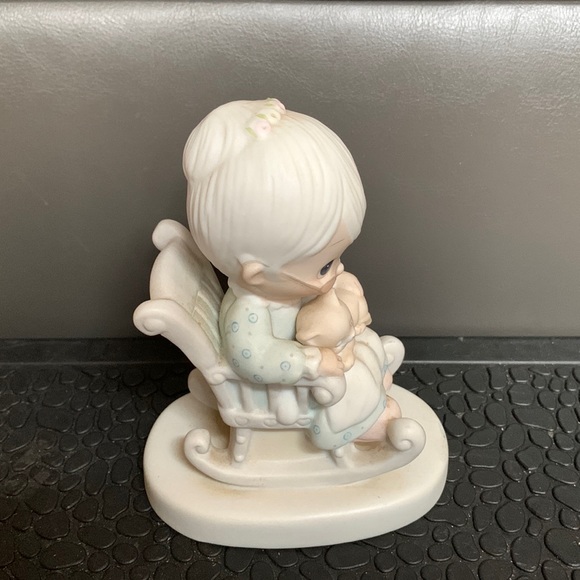 Vintage Precious Moments "The Purr-fect Grandma" 1979 Jonathan David 5" - Picture 3 of 6